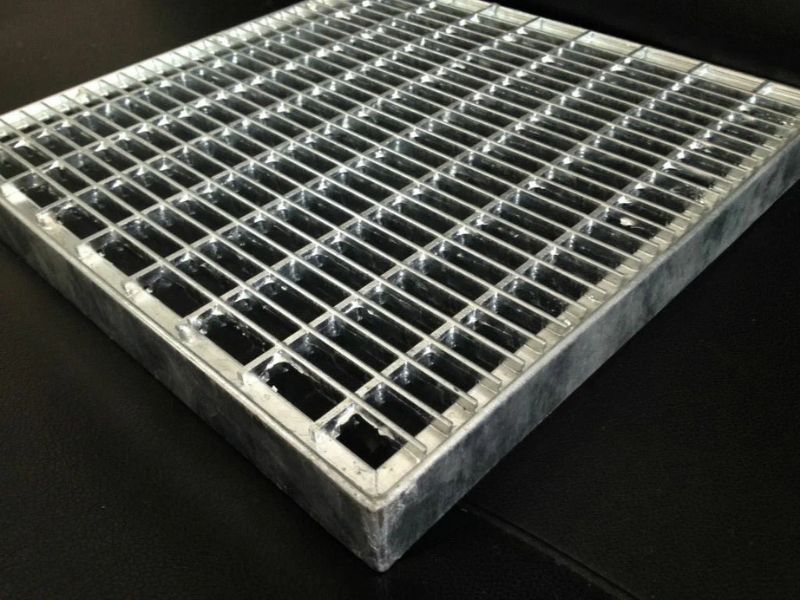 Nắp hố ga thép mạ kẽm là gì? Ưu điểm, cấu tạo và ứng dụng thực tế