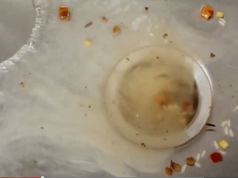 Dấu hiệu cống thoát nước đang bị tắc nghẽn